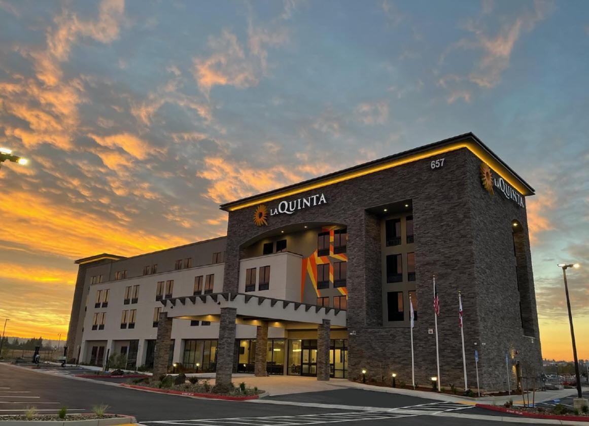 La Quinta Inn And Suites By Wyndham リンカーン エクステリア 写真